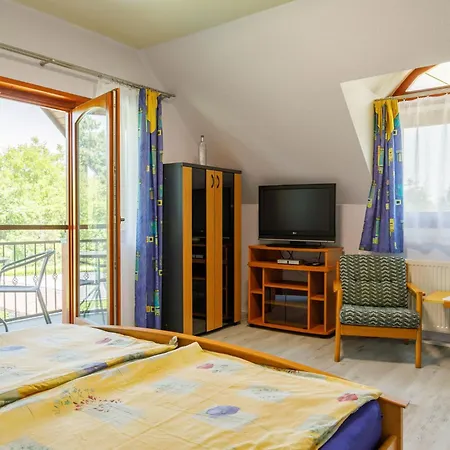 Casa de Férias Narcisse By Interhome Balatonszarszo