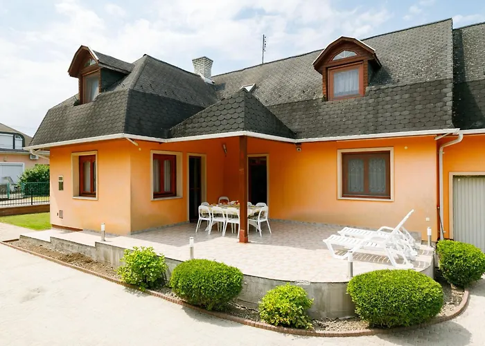 Narcisse By Interhome Vakantiehuis Balatonszarszo